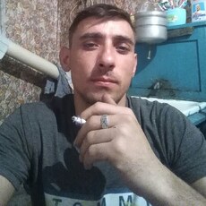 Артём