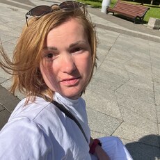 Оля
