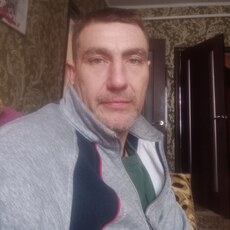 Артём