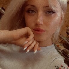 Оля
