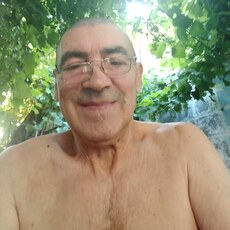 Юрий