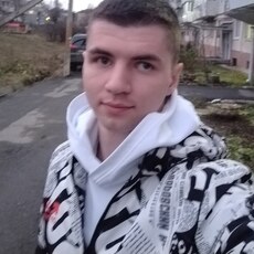 Артём
