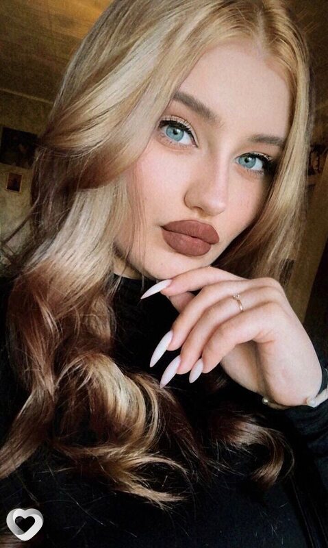 Полина