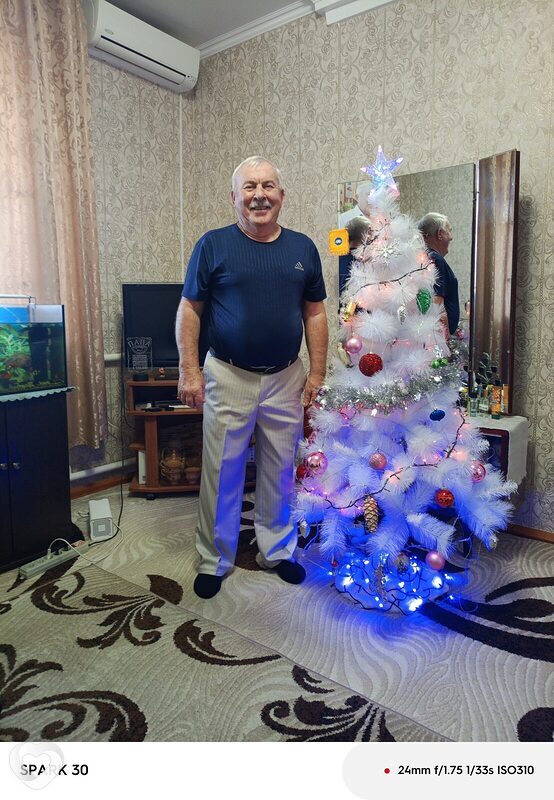 Вася