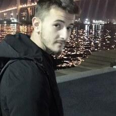 Артём