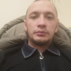 Максим