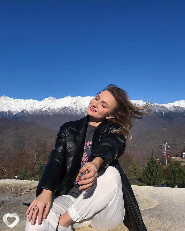 Полина