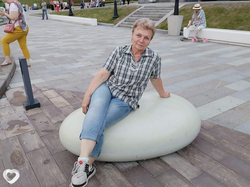 Аня